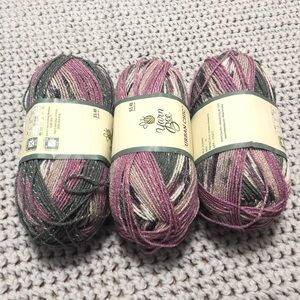 Yarn Bee Urban Chic Juneberry Breeze 3 Skeins